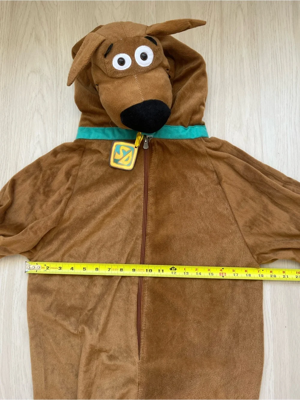 Scooby-Doo Deluxe One-Piece Costume with attached headpiece